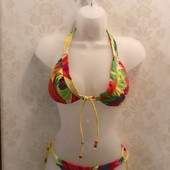 Tropical 🌴 Bikini 👙 Top-L Bottoms-M - Picture 5 of 5
